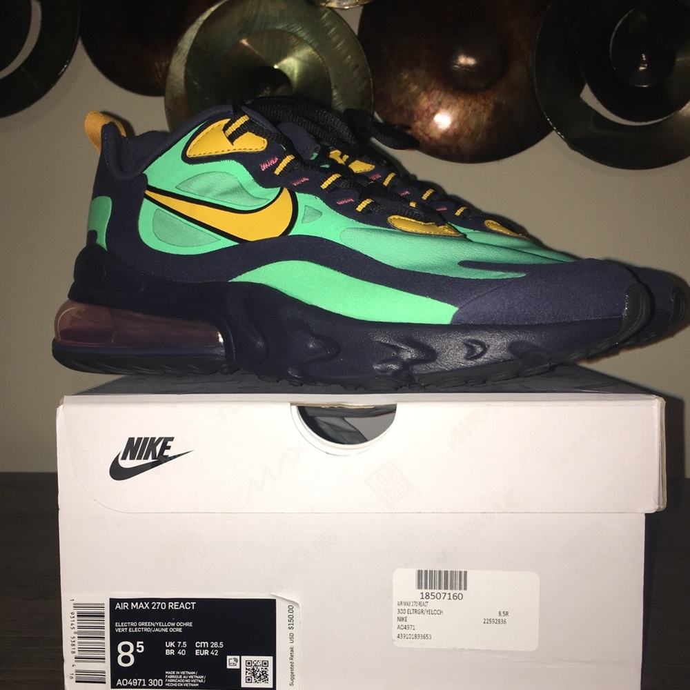 Nike Air Max React